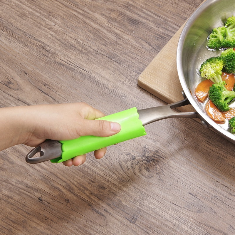 Éplucheur d'ail en silicone alimentaire