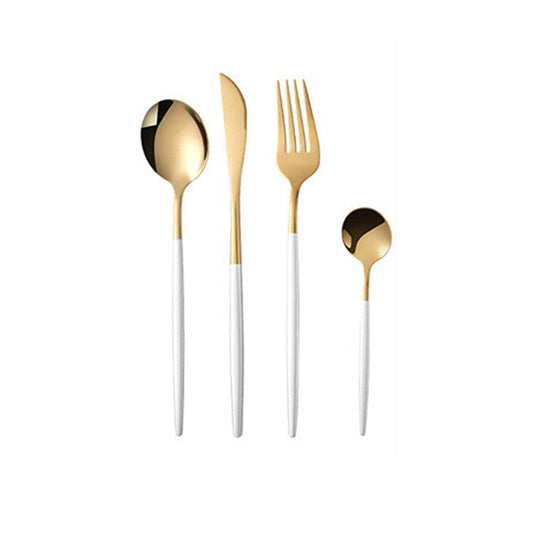 Couverts en or Design - Ajoutez une touche de luxe à votre table