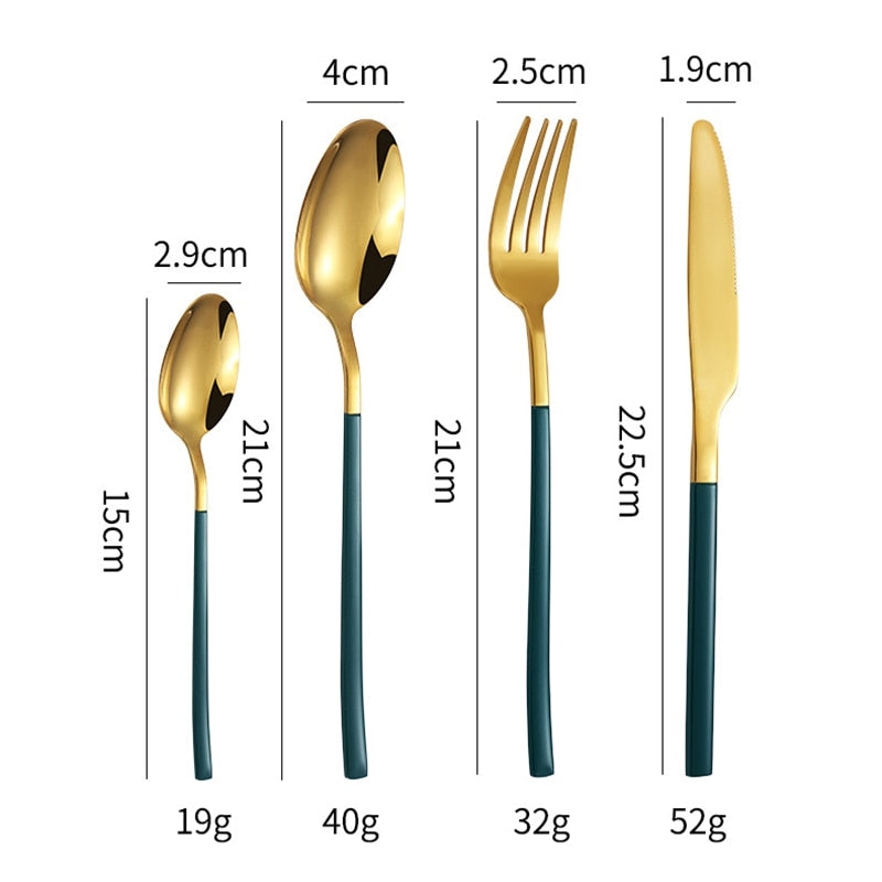 Couverts en Or Design - Ajoutez une touche d'élégance à votre table