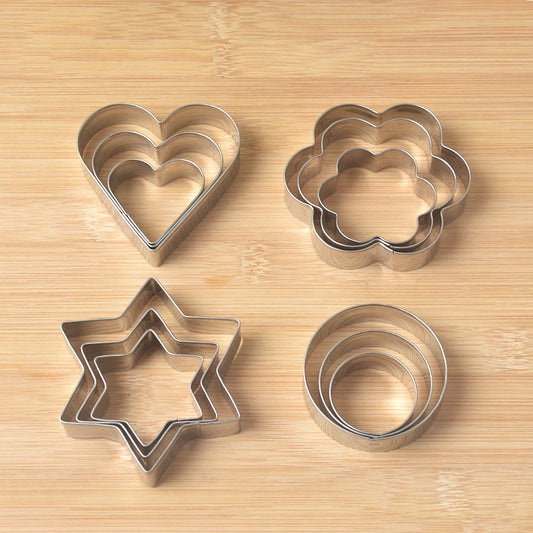 Emporte-pièces 12 pièces pour une pâtisserie créative