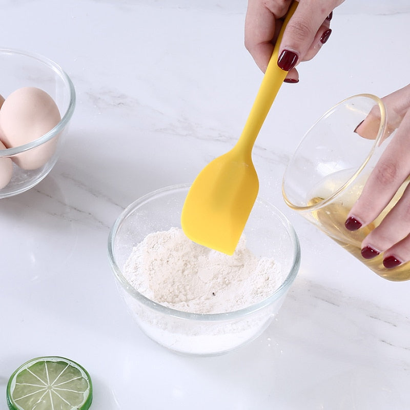 Spatule en silicone résistante à la chaleur pour cuisine et pâtisserie