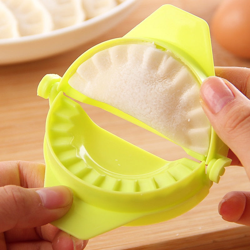 Moule à Ravioli en Plastique - Réalisez Facilement des Raviolis Faits Maison